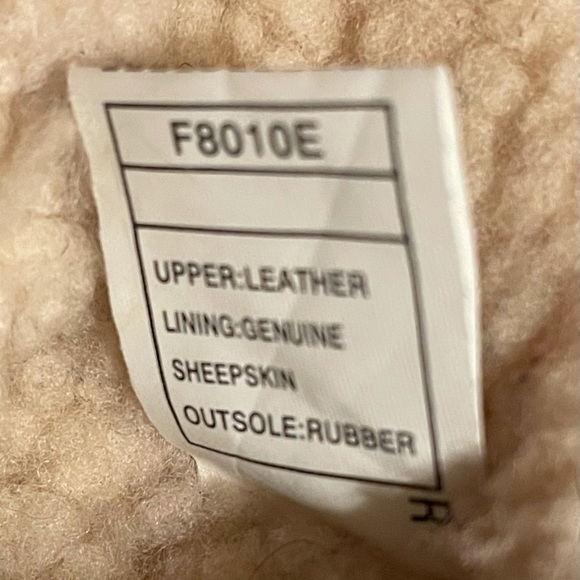 Ugg tan mules clogs 8 - Picture 10 of 11